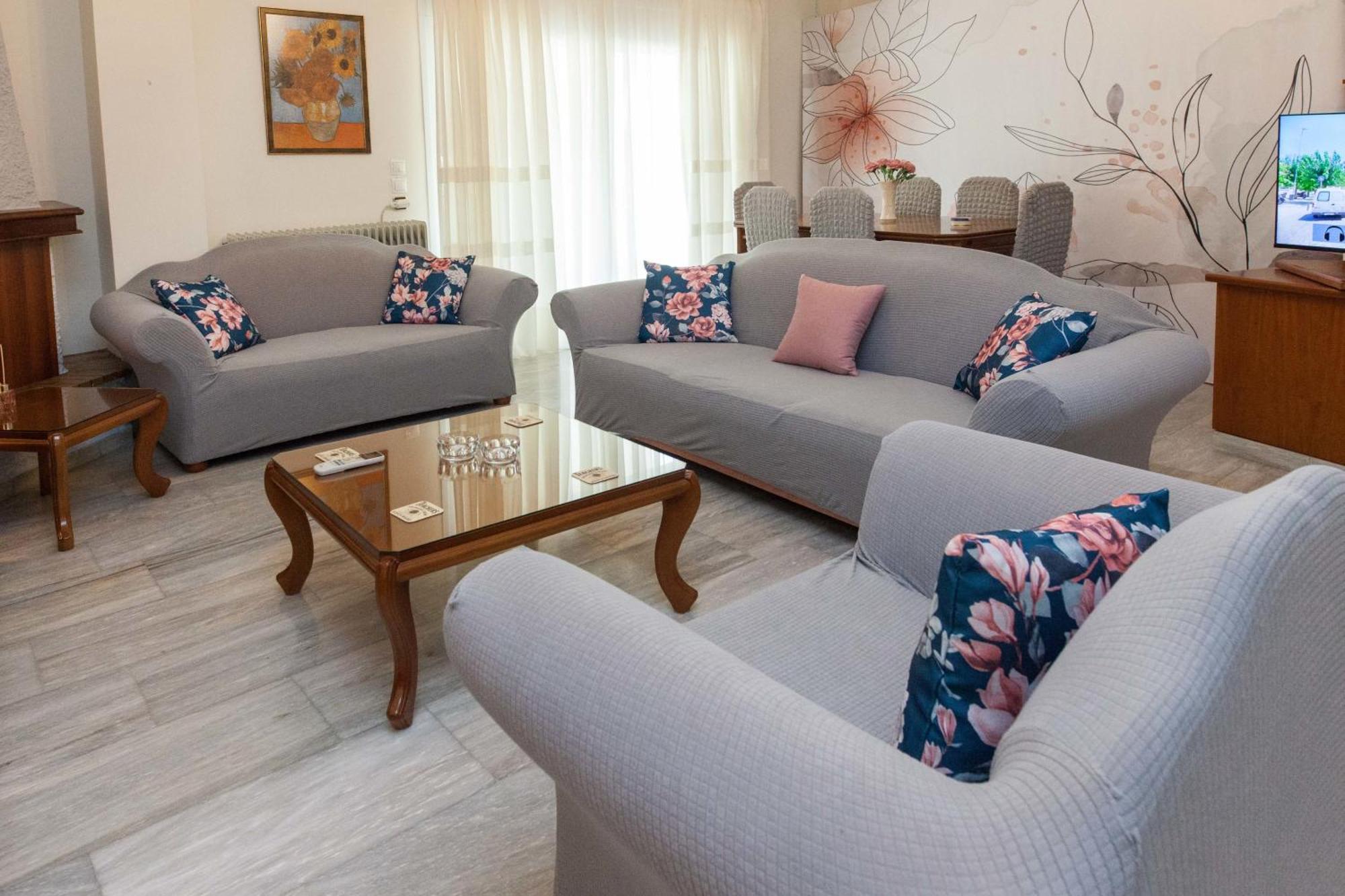 Classical 2 Bd Beauty In Peaceful Chalandri Апартаменты *